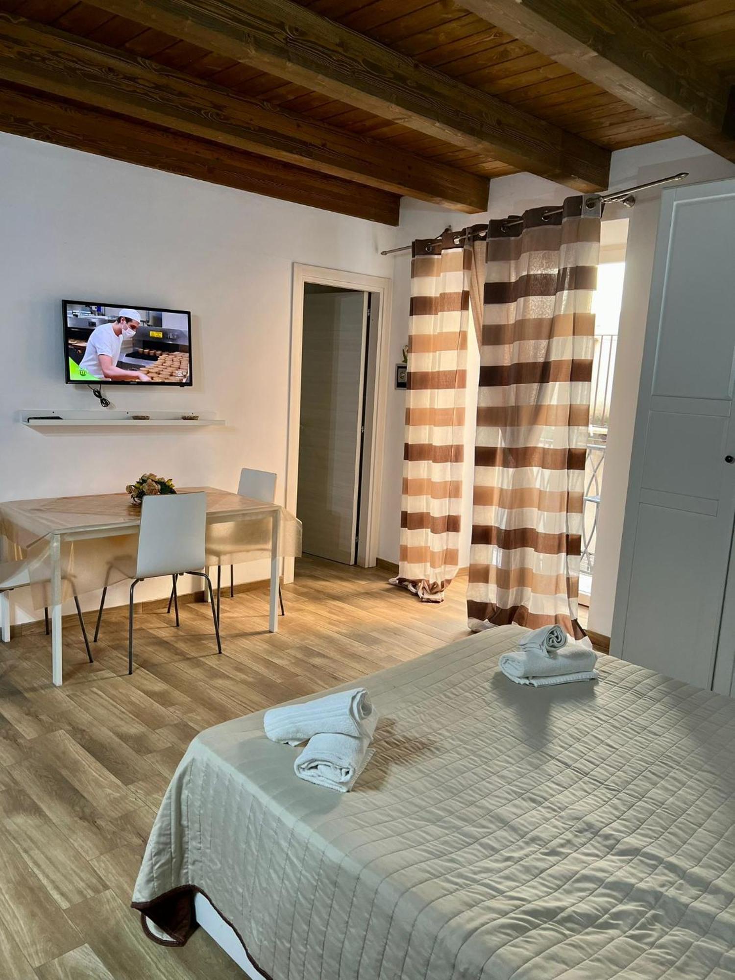 67 Rooms Cefalù Exteriör bild