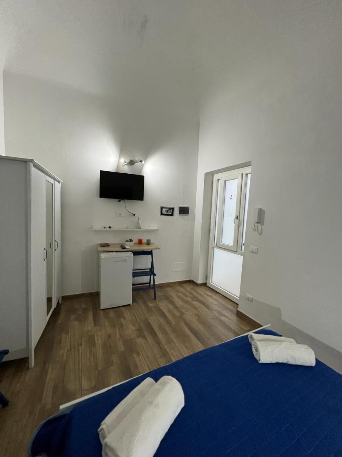 67 Rooms Cefalù Exteriör bild